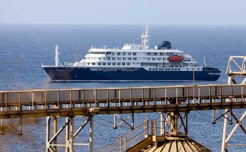 Hantavírus em cruzeiro retido em Cabo Verde gera alerta sanitário internacional