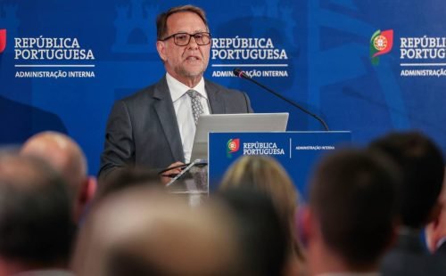 Governo português detalha transição para novo sistema de comunicações de emergência