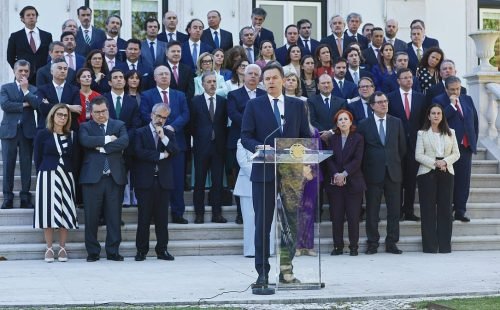 Os desafios do governo minoritário na implementação de reformas estruturais em Portugal