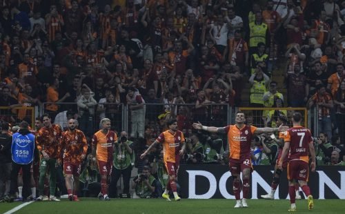 Galatasaray conquista tetracampeonato consecutivo no futebol turco