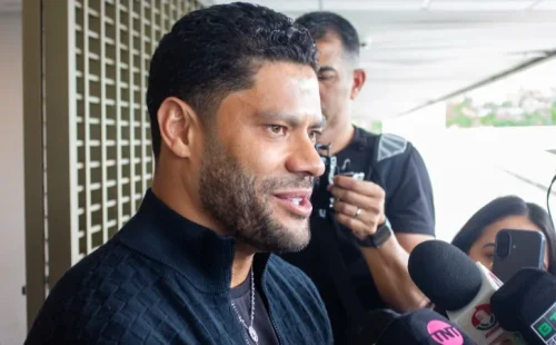 Hulk chega ao Rio de Janeiro para iniciar nova fase no Fluminense com sonho da Libertadores