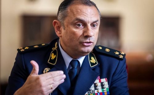 Comandante-geral da GNR nega racismo na corporação e defende direitos humanos