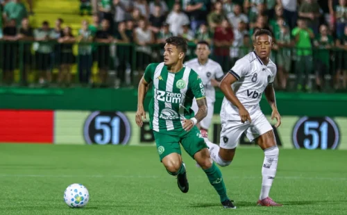 João Vitor, da Chapecoense, analisa 'desafio enorme' contra Botafogo na Copa do Brasil