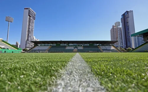 Chapecoense e Botafogo decidem vaga na Copa do Brasil na Arena Condá
