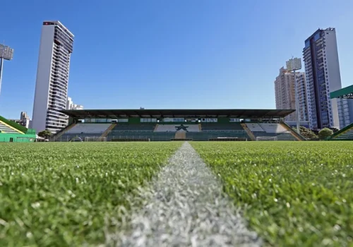 Chapecoense e Botafogo decidem vaga na Copa do Brasil na Arena Condá