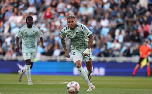 Com Navarro, Colorado Rapids vence e encerra má fase na MLS.