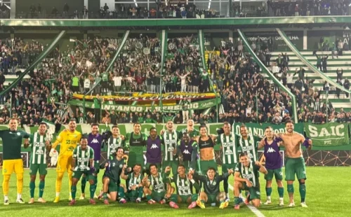 Chapecoense elimina Botafogo da Copa do Brasil com vitória heroica na Arena Condá