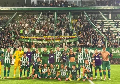Chapecoense elimina Botafogo da Copa do Brasil com vitória heroica na Arena Condá