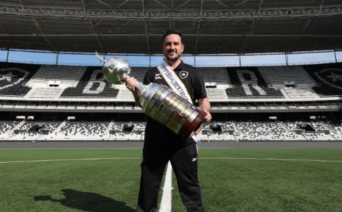 Vasco avança em negociações por Raphael Rezende para reforçar gestão de futebol