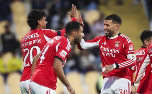 Nicolás Otamendi encerra ciclo de seis anos no Sport Lisboa e Benfica