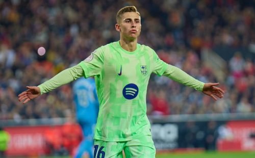 Lesão de Fermín López no pé direito preocupa Barcelona e seleção espanhola para o Mundial 2026