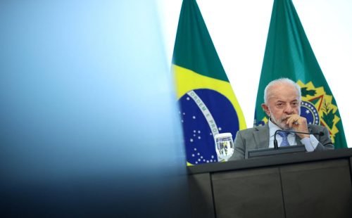 Governo brasileiro questiona no Supremo constitucionalidade de lei que reduz penas de golpistas