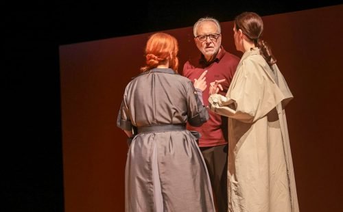 Teatro Aberto recebe Medalha de Mérito Cultural em celebração de cinco décadas