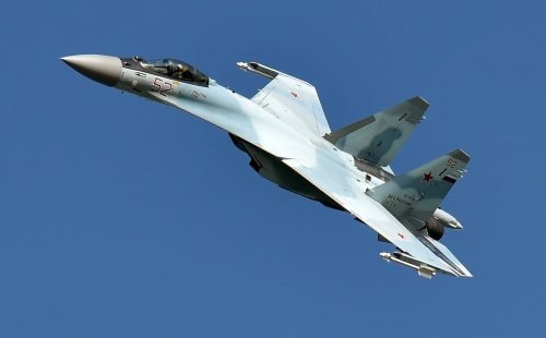 Reino Unido denuncia manobras perigosas de caças russos contra aeronave da RAF