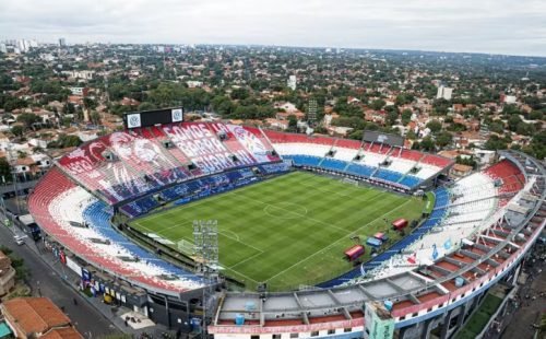 Vasco enfrenta o Olimpia no Paraguai em duelo decisivo pela Copa Sul-americana