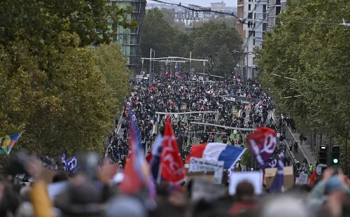Justiça francesa veta trajeto de protesto agendado para este sábado em Paris