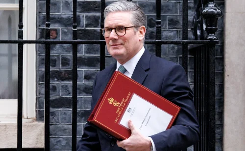 Keir Starmer aponta insegurança em Washington e pede União Europeia forte