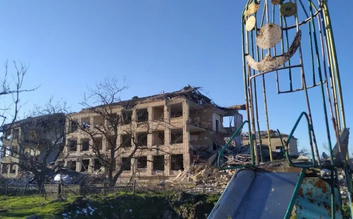 Kiev e Moscovo confirmam cessar-fogo para operação humanitária em Olechky