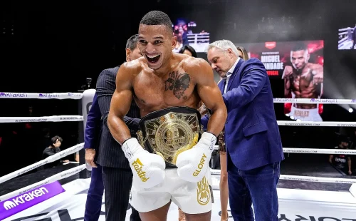 Miguel trindade conquista título mundial inédito no kickboxing para portugal