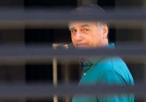 Moraes autoriza bolsonaro a receber convidados para aniversario da filha