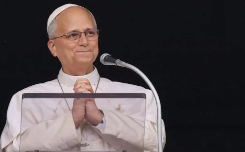 Papa leão XIV articula ajuda humanitária com a rússia para oleshky