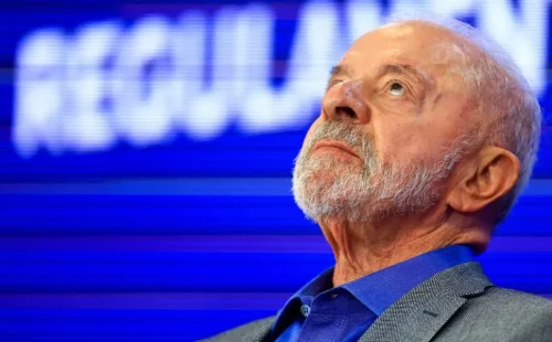 Partido aciona tribunal eleitoral contra atual presidente por uso de canais oficiais