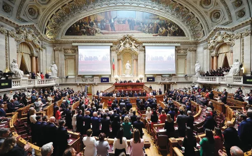 Partido livre pede debate parlamentar urgente sobre crise na habitação