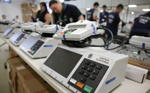 Plataforma criada por brasileiras na europa incentiva voto no exterior