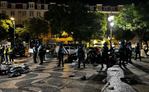 Polícia desmantela acampamentos de protesto pela habitação em lisboa e no porto