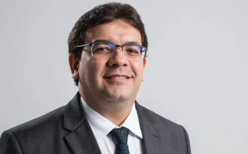 Rafael Fonteles nega conversas com Lula sobre Ministério da Fazenda e futuro político