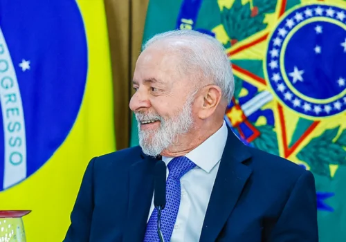TSE ordena remoção de vídeos que ligam Lula a supostas fraudes no INSS
