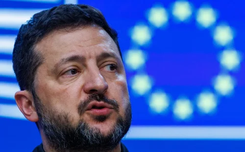 Zelensky critica trump e aponta risco de novas cedências à rússia